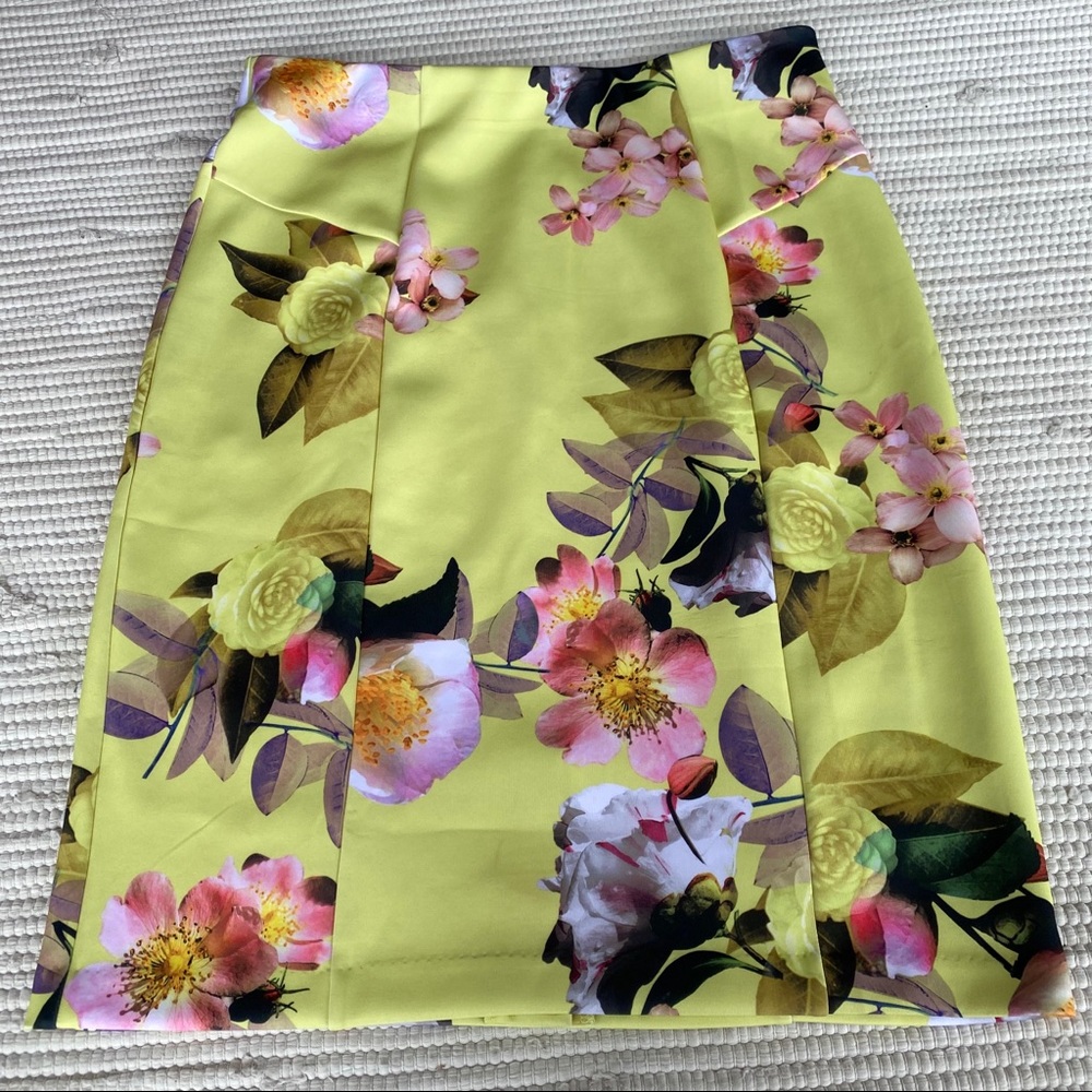 Floral Scuba Pencil Skirt Pull On Stretch Work Office Minimal Chic L